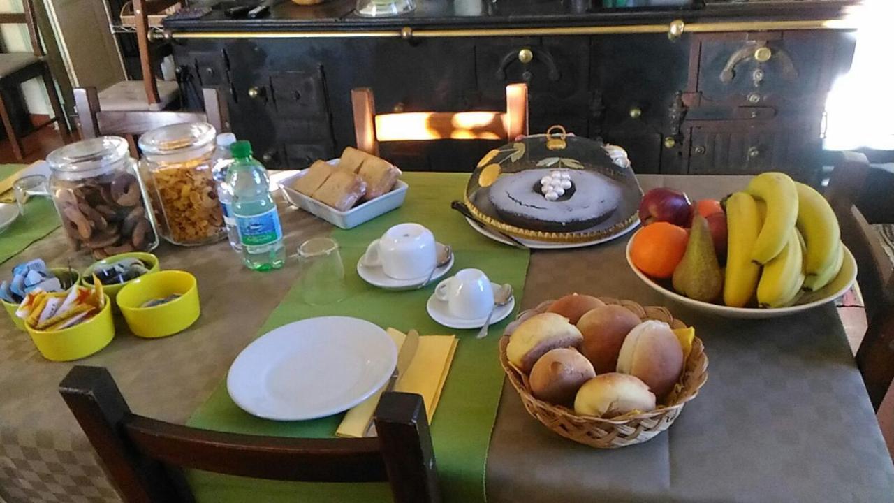 A Casa Di Tommy B&B Ачиреале Экстерьер фото
